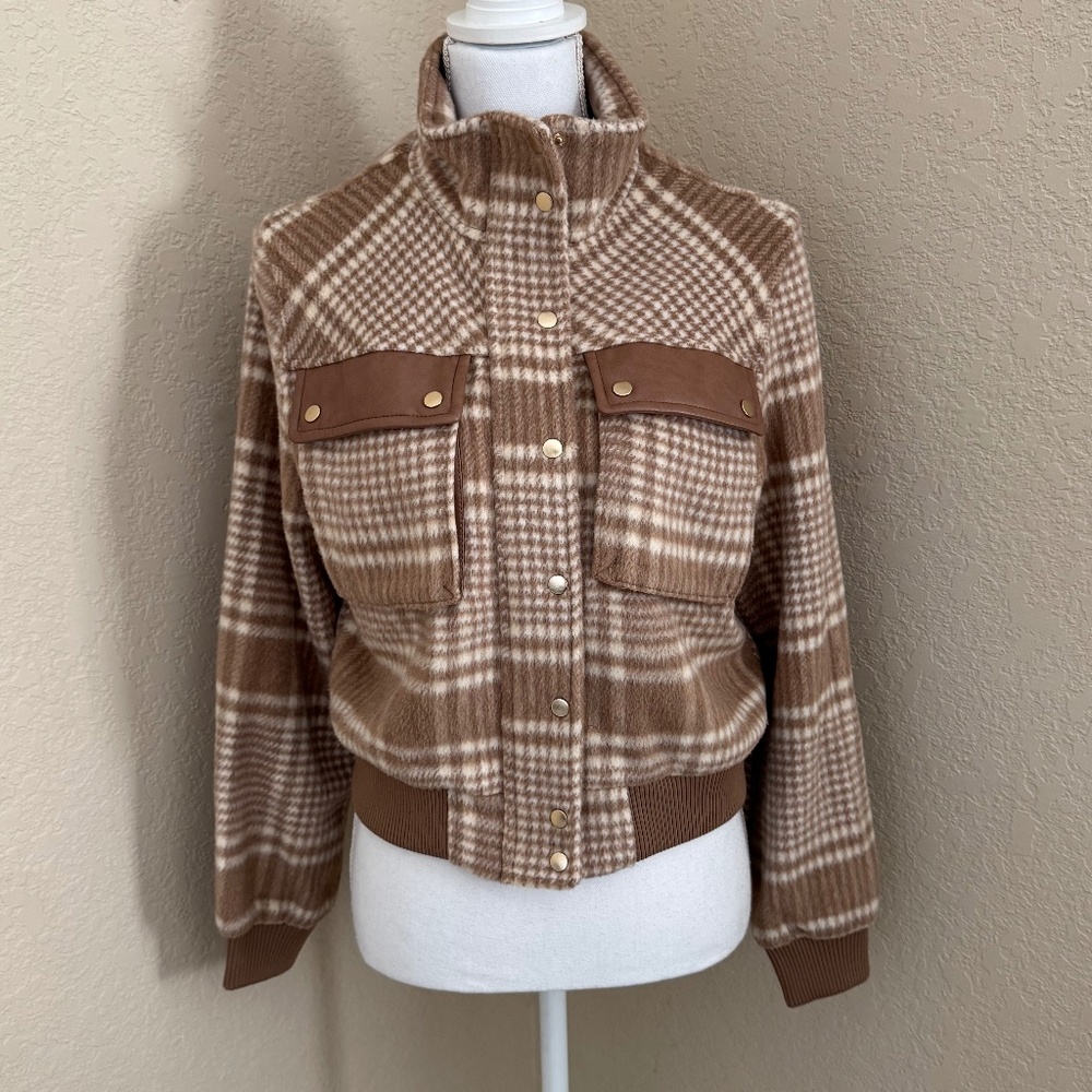 Plaid Patterned Flannel Like Jacket - image 2
